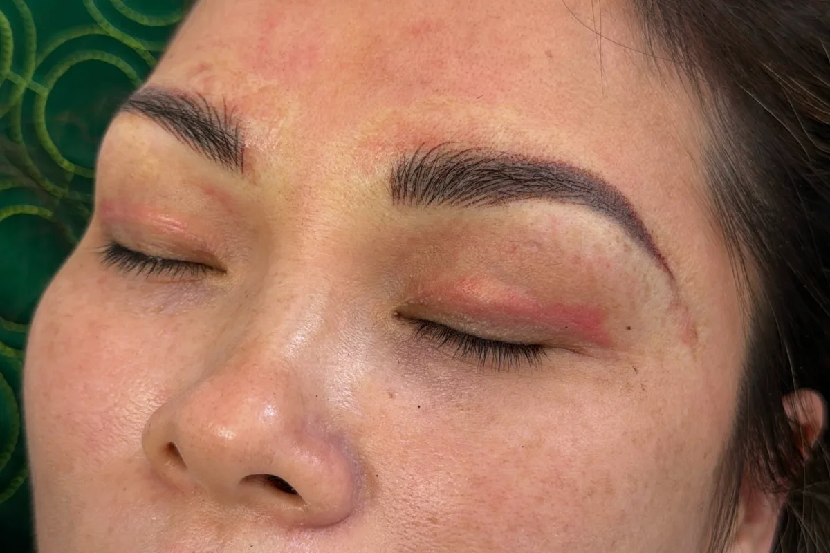 Eyebrows 11
