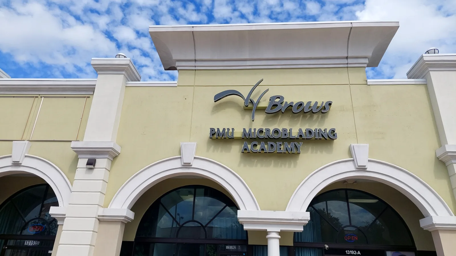 Where to Get Beautiful Permanent Makeup in Houston?